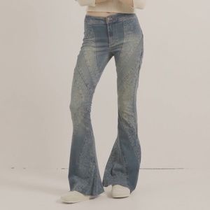 *NWT* Free People We The Free Mermaid Mid-Rise Flare Jeans size 26